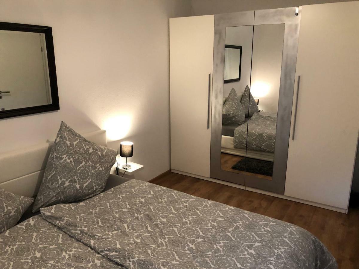 Modernes Und Gemuetliches Appartment Mit Terrasse, Stadtnah Ράβενσμπουργκ Εξωτερικό φωτογραφία