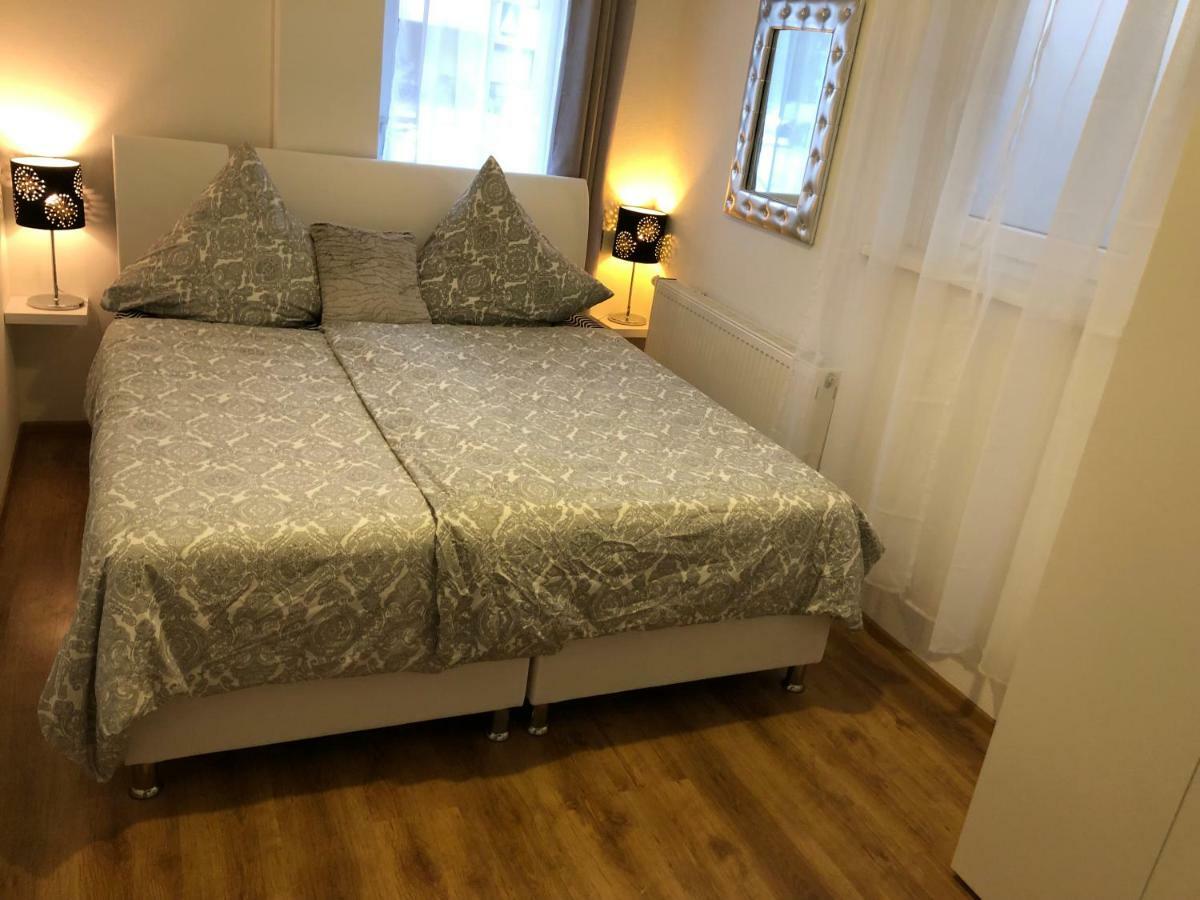 Modernes Und Gemuetliches Appartment Mit Terrasse, Stadtnah Ράβενσμπουργκ Εξωτερικό φωτογραφία