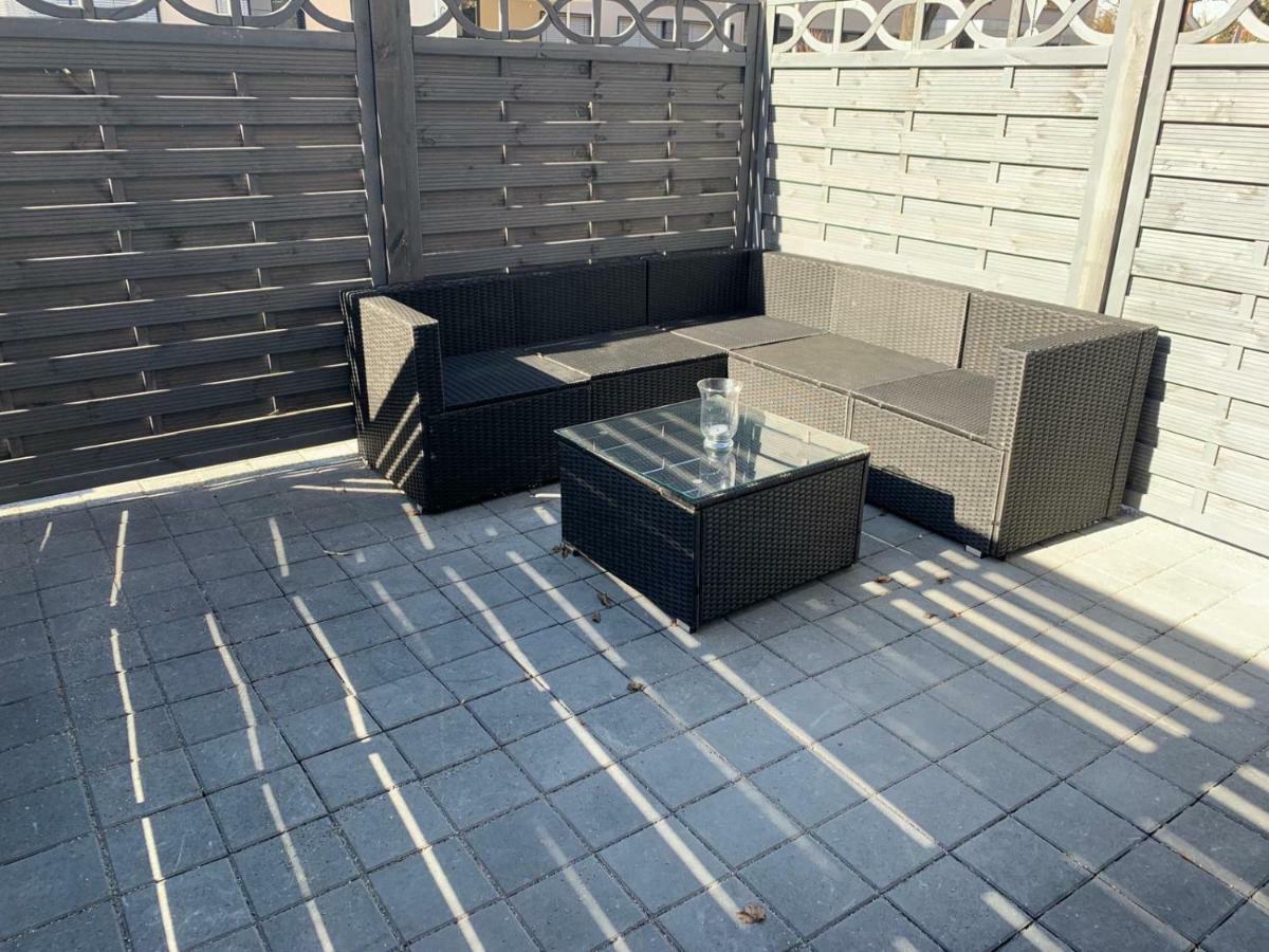 Modernes Und Gemuetliches Appartment Mit Terrasse, Stadtnah Ράβενσμπουργκ Εξωτερικό φωτογραφία